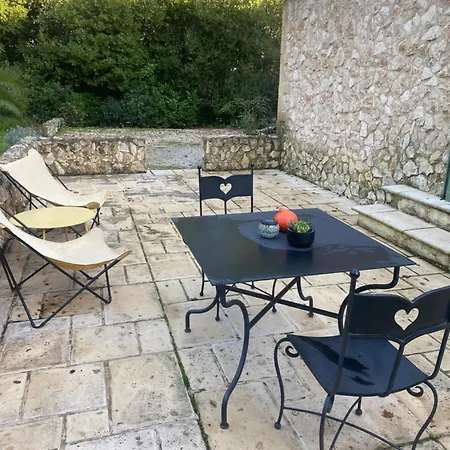 Mas De L'ile Oda ve Kahvaltı